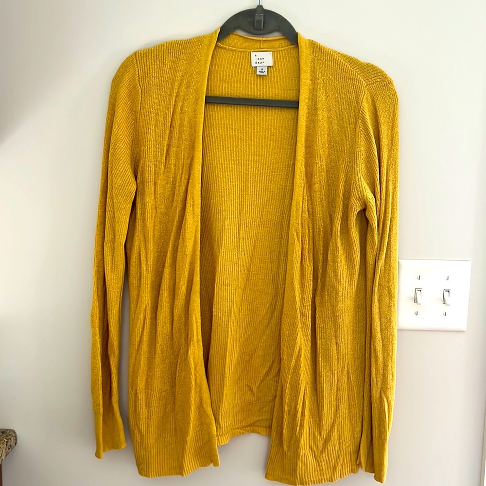 A new day yellow cardigan, size small, great condition
